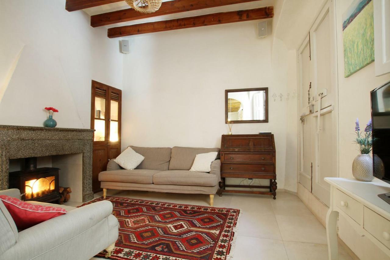 Casa Guiraud, Cosy And Welcoming Townhouse Semesterbostad Pollença